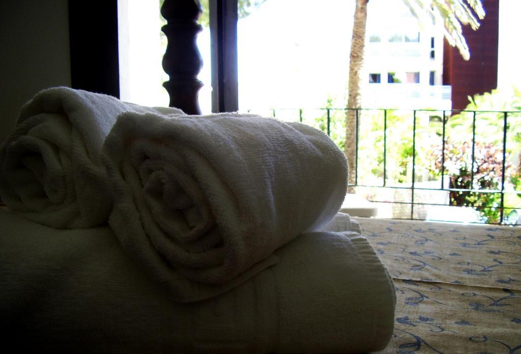 Zhimbad B&B By The Sea 卡拉纳雅达 客房 照片