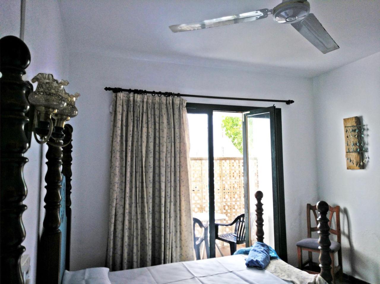 Zhimbad B&B By The Sea 卡拉纳雅达 外观 照片